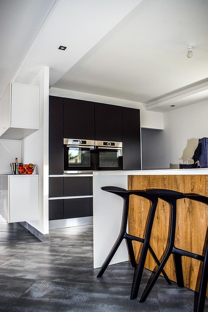 appareils domotiques design premium hub capteurs maison moderne